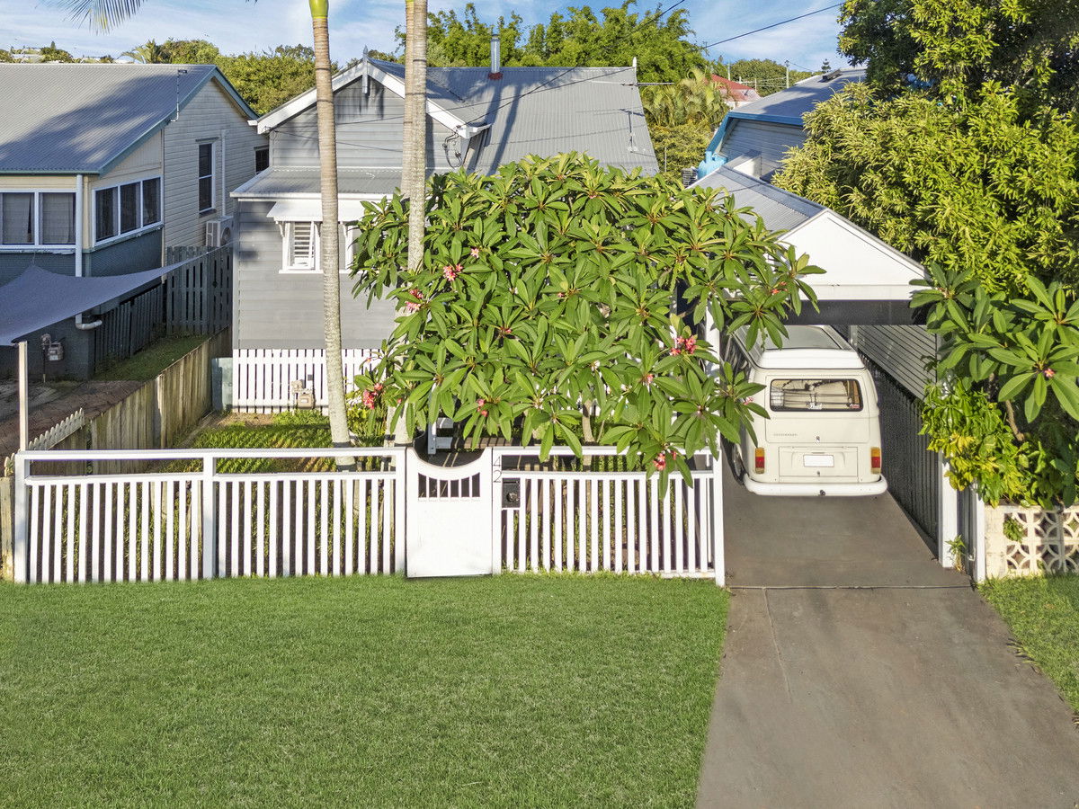 Listing image for 42 Murray Street, Sandgate  QLD  4017