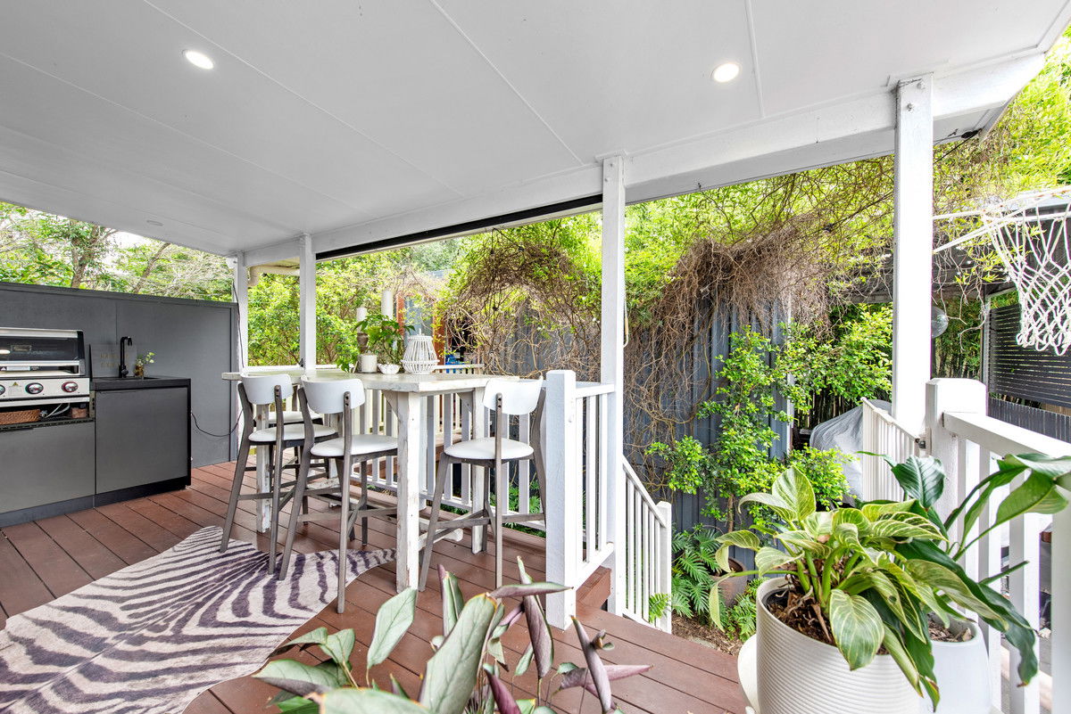 Listing image for 42 Murray Street, Sandgate  QLD  4017